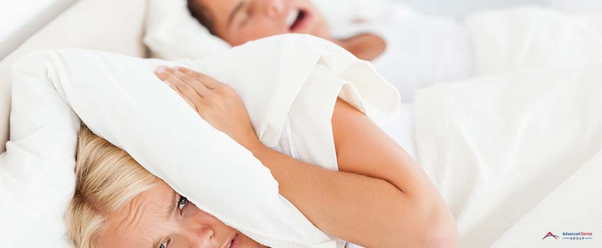 ADG-Woman awaken by her husband s snoring